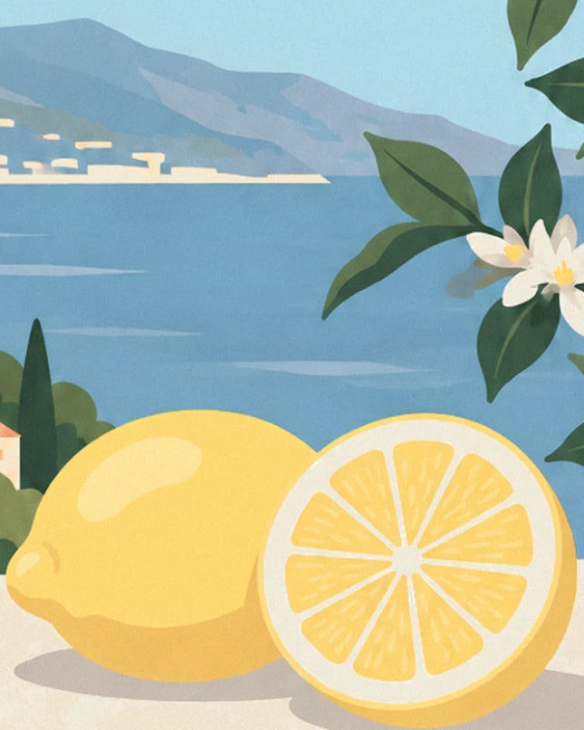 Un limone intero e metà limone accanto all'acqua, con fiori bianchi di limone in alto a destra