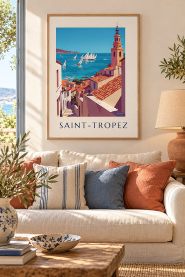 Affiche régate de voiliers au large de Saint-Tropez : encadrée au mur