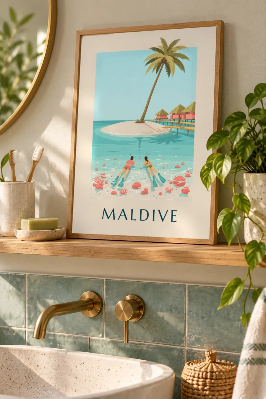Poster Maldive, snorkelisti sui coralli della laguna: formato piccolo A4 con cornice