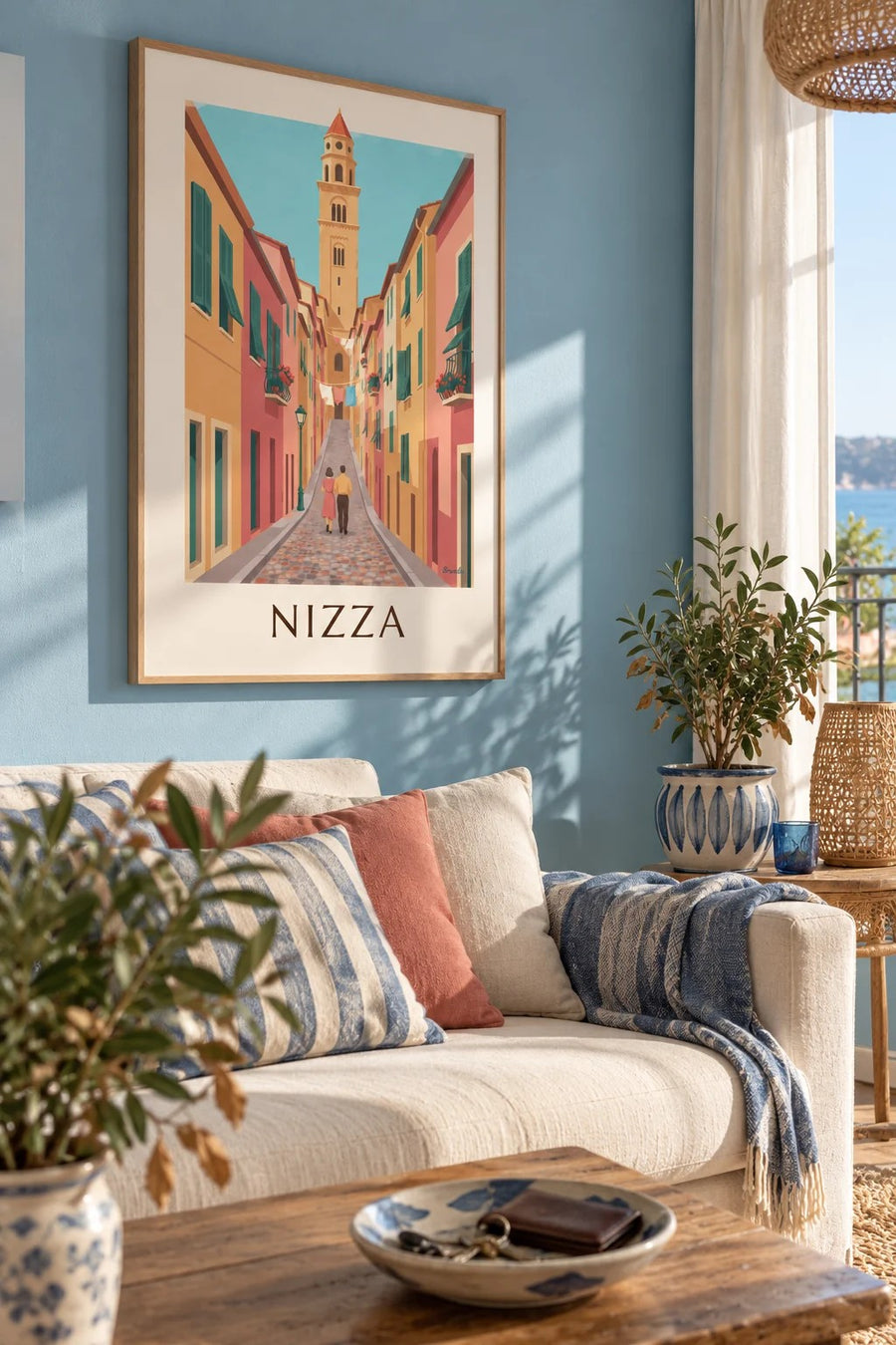 Poster vicolo colorato della Vecchia Nizza e campanile di Santa Reparata: incorniciato alla parete