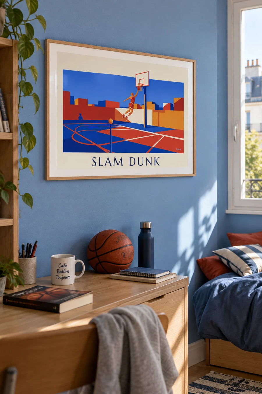 Poster giocatore di basket in schiacciata su un campo all'aperto: incorniciato al muro
