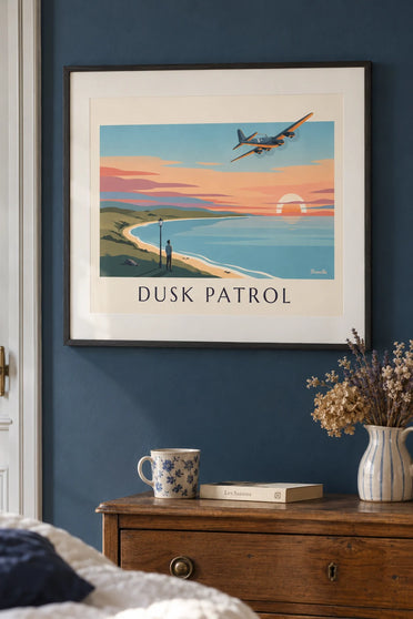 Affiche avion bombardier quadrimoteur au coucher du soleil : encadrée au mur